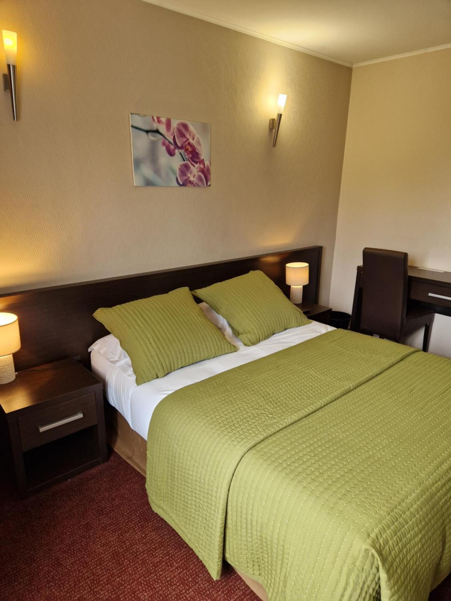 Hotel Bal Tournehem Exterior photo