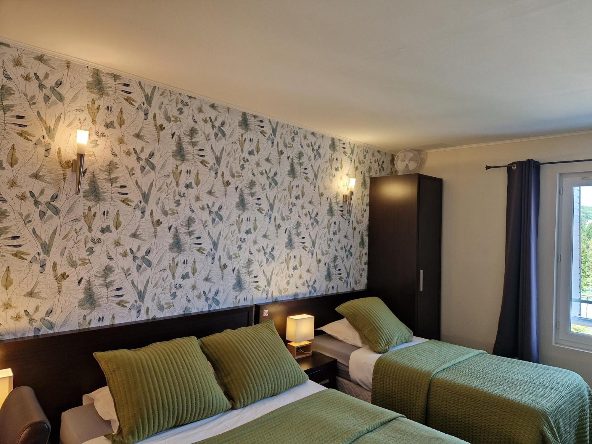 Hotel Bal Tournehem Exterior photo